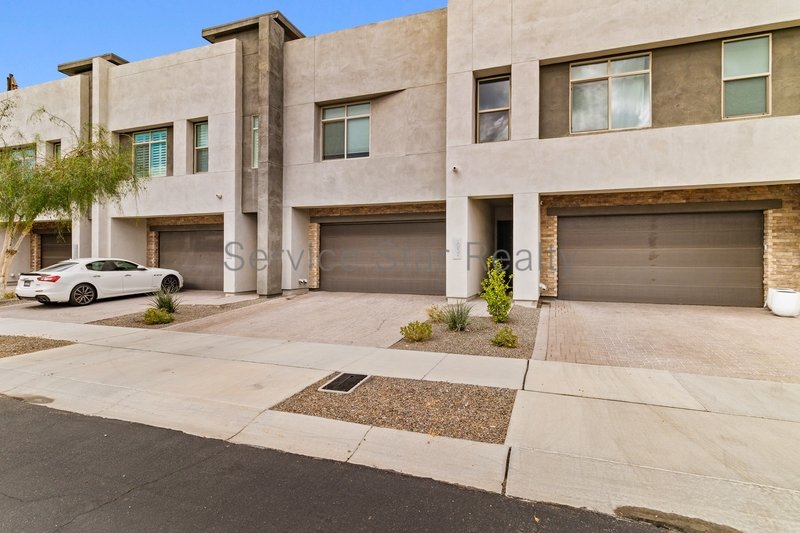 3 BR/2.5 BA Home Available for Rent! property image