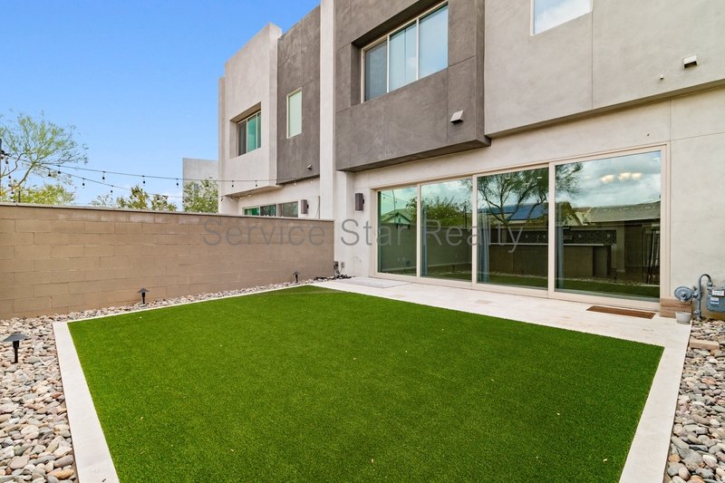 3 BR/2.5 BA Home Available for Rent! property image