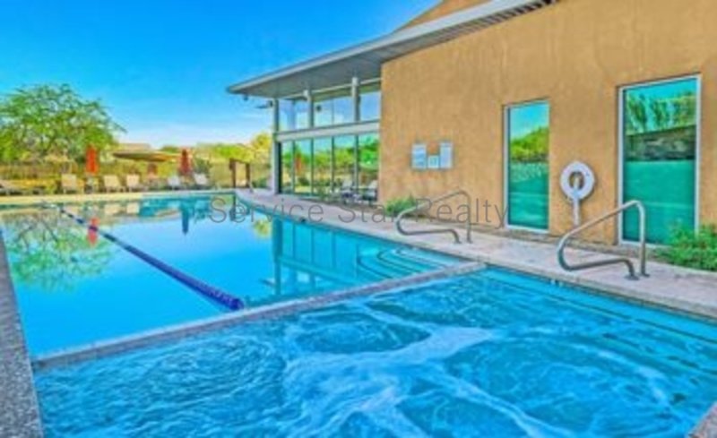 4 Bedroom, 2.5 Bath Custom Home in Fireside at Desert Ridge w/Pool! property image