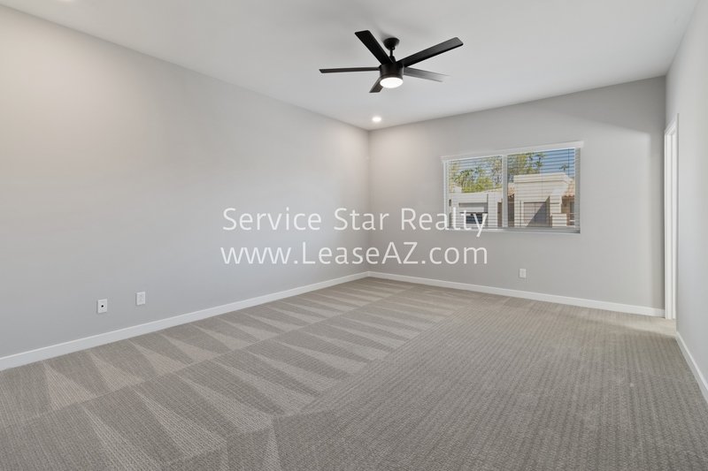 2 WEEKS FREE RENT!!  2 bedroom, 2.5 bath Townhome in Phoenix! property image