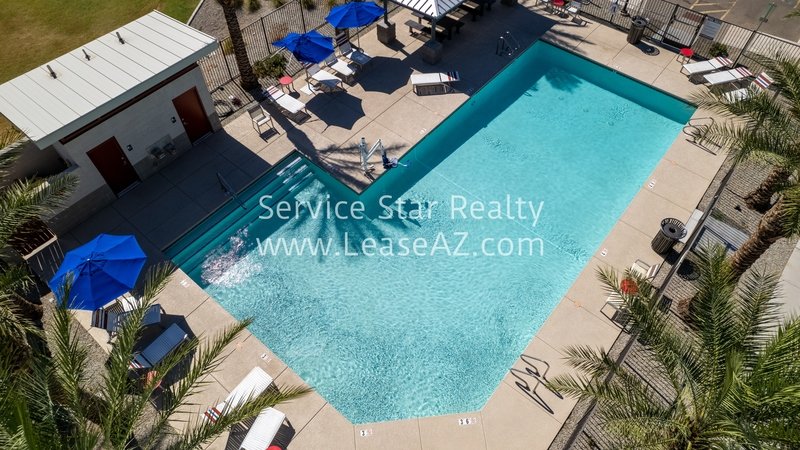 2 WEEKS FREE RENT!!  2 bedroom, 2.5 bath Townhome in Phoenix! property image