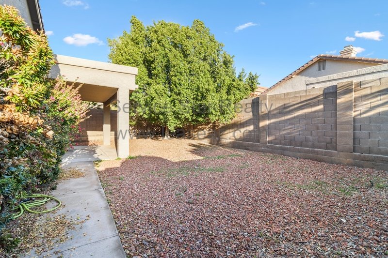 3 Bedroom, 2 bath home in Phoenix!! property image