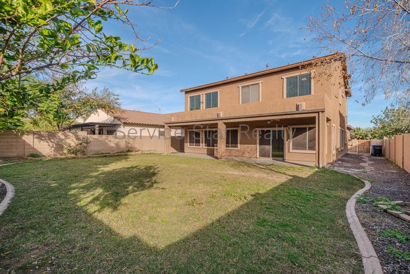 Beautiful 4-Bedroom Home in North Phoenix with Spacious Layout! property image