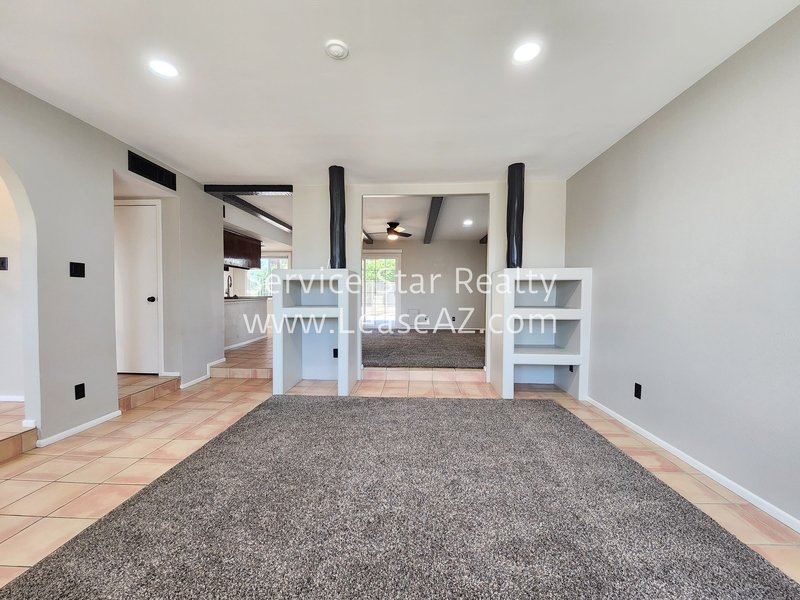 Beautiful Single Family Home in the Desirable 85254 on a huge lot! property image