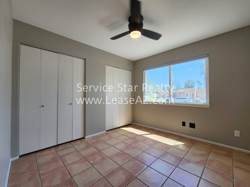 Beautiful Single Family Home in the Desirable 85254 on a huge lot! property image