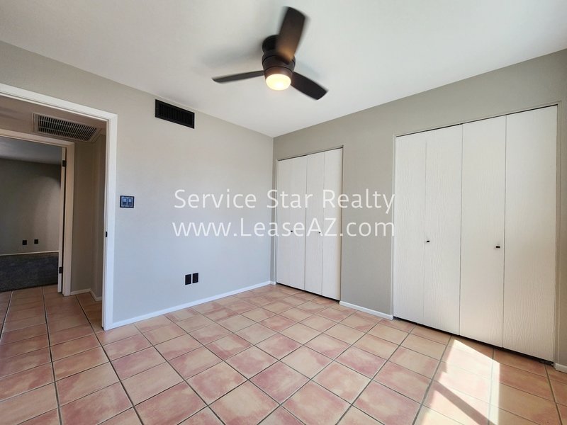 Beautiful Single Family Home in the Desirable 85254 on a huge lot! property image