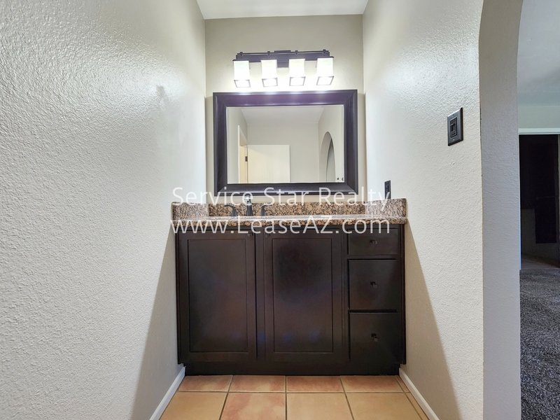 Beautiful Single Family Home in the Desirable 85254 on a huge lot! property image