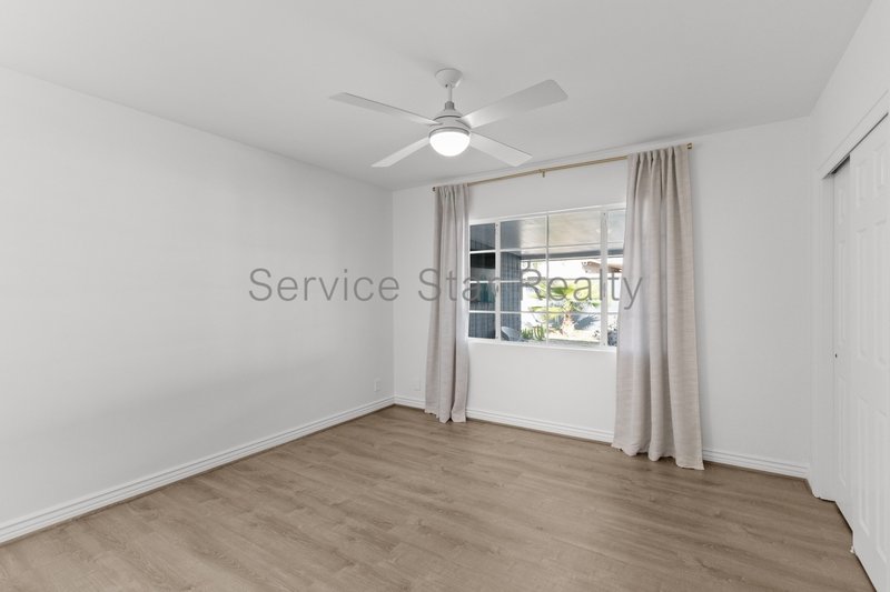 4 bed 2 bath Ranch with amazing backyard and pool! property image