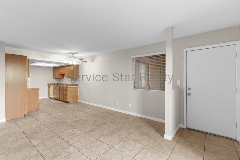 **MOVE IN SPECIAL -- 1 MONTH FREE RENT!!** property image