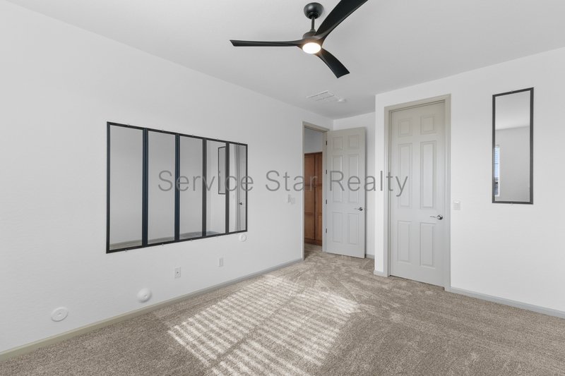 Spacious 5-Bedroom Home with Private Pool & Putting Green in New River property image