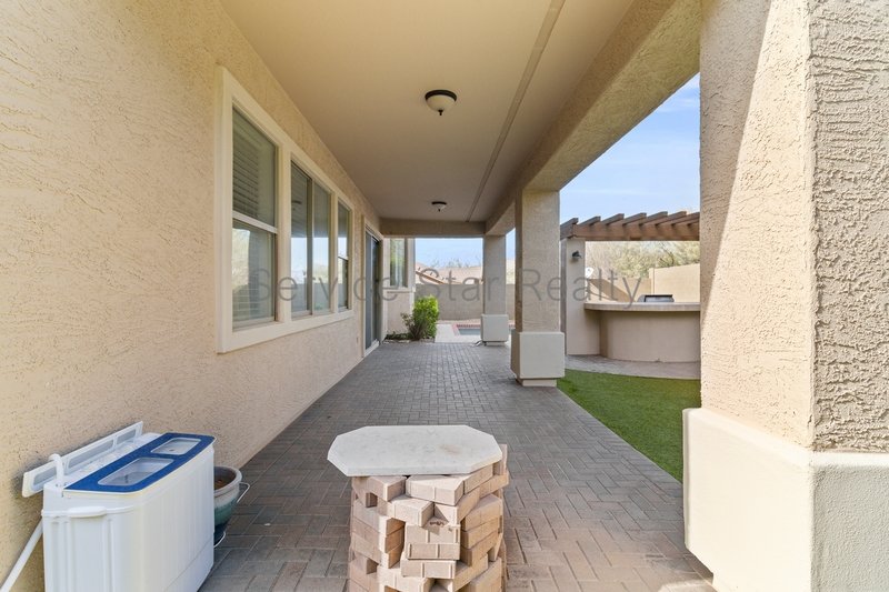 Spacious 5-Bedroom Home with Private Pool & Putting Green in New River property image