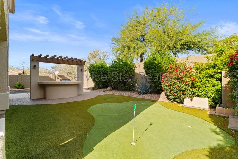 Spacious 5-Bedroom Home with Private Pool & Putting Green in New River property image