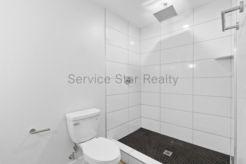 Modern 3 Bed / 2 Bath Home Built in 2021 ? Pet Friendly Backyard! property image