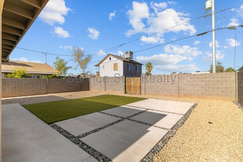 Modern 3 Bed / 2 Bath Home Built in 2021 ? Pet Friendly Backyard! property image