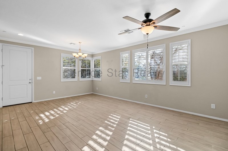 $750 OFF MOVE IN COSTS!!!  Great 3BR/3BA in Goodyear! property image