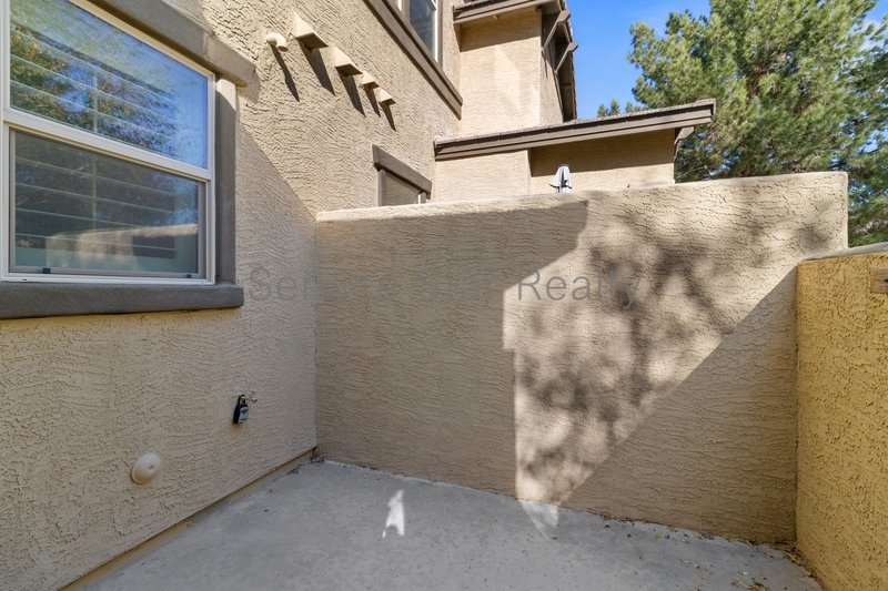 $750 OFF MOVE IN COSTS!!!  Great 3BR/3BA in Goodyear! property image