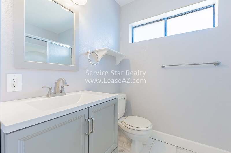 LAKE VIEW CONDO - 3Bed/2Bath! property image