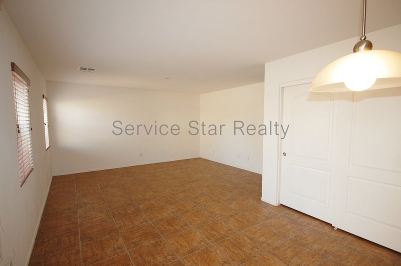 **MOVE IN SPECIAL -- 2 WEEKS FREE RENT!!** property image