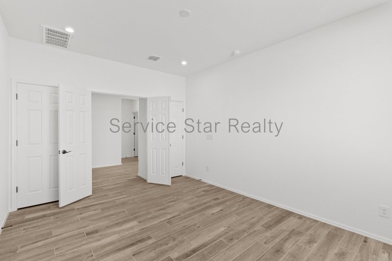 Brand New 4 Bed, 2.5 Bath | Modern Finishes in Litchfield Park property image