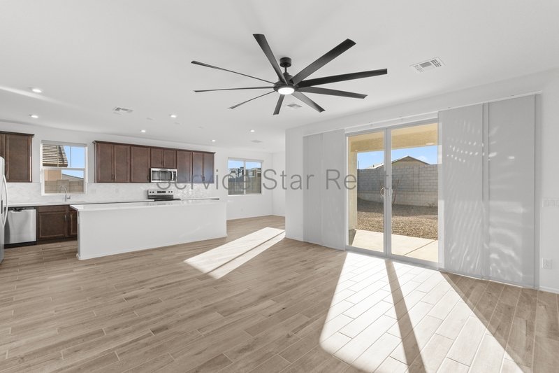 Brand New 4 Bed, 2.5 Bath | Modern Finishes in Litchfield Park property image
