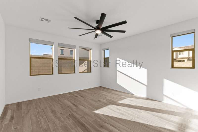 Brand New 4 Bed, 2.5 Bath | Modern Finishes in Litchfield Park property image