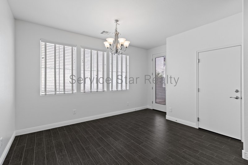 Stunning 4Bed/3Bath in Verrado! property image