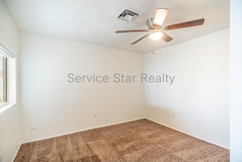 Remodeled 4BR 2BA Phoenix Home w/ Sparkling POOL!!! property image