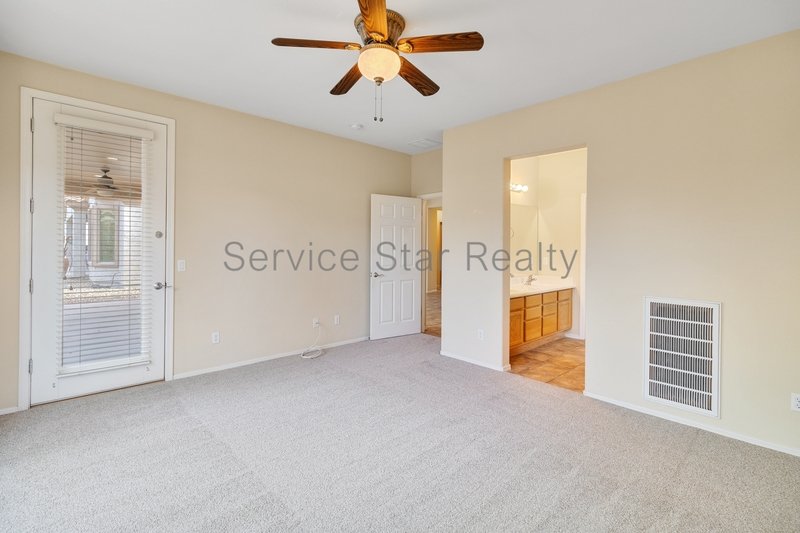 Beautiful Gated 2-Bed 2-Bath in Trilogy / Gilbert! property image