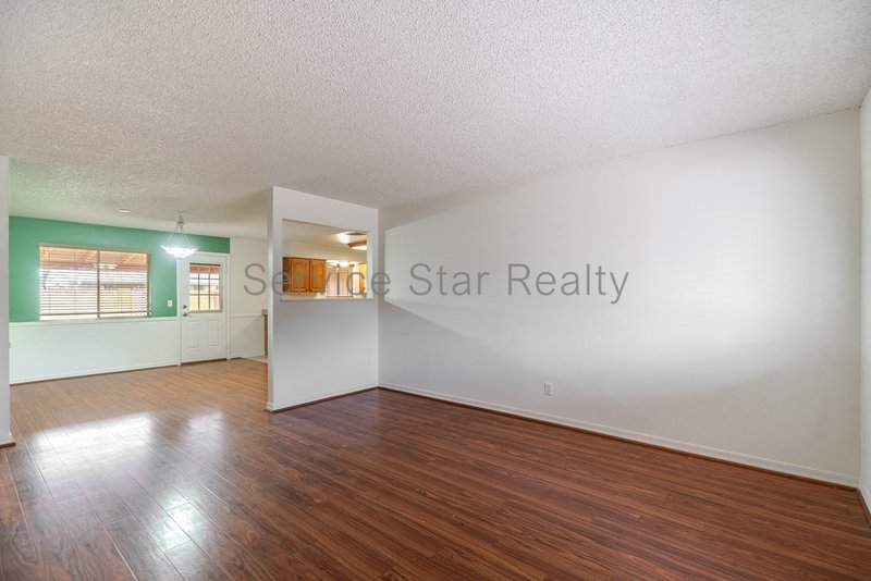 Great 3 Bedroom Home in Chandler with Solar! property image