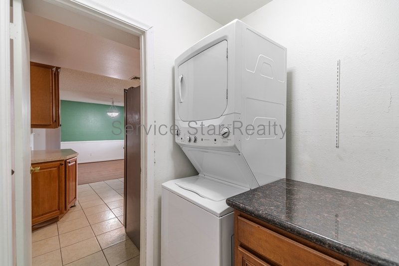 Great 3 Bedroom Home in Chandler with Solar! property image