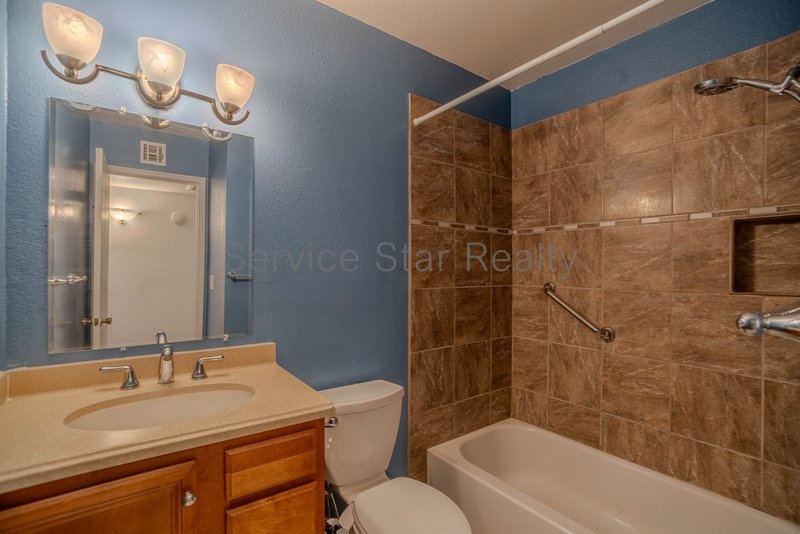 Great 3 Bedroom Home in Chandler with Solar! property image