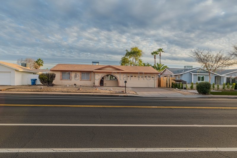 Great 3 Bedroom Home in Chandler with Solar! property image