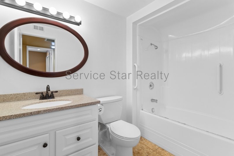 Fantastic Sun City 2+2 home in 55-Plus Community property image