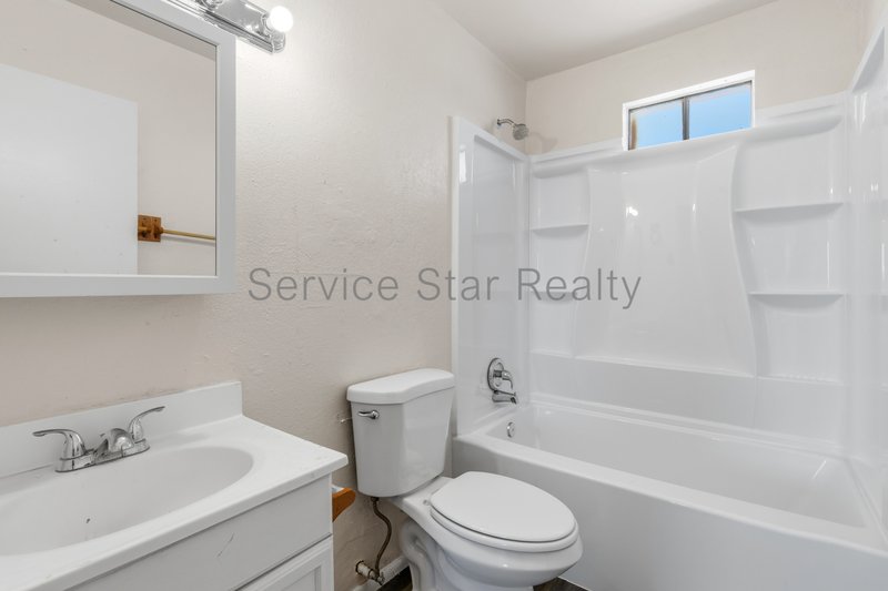 Two Bedroom Apartment in South Phoenix property image