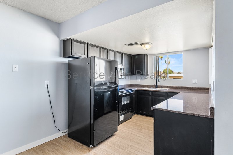 Charming 3+2 Paradise Valley West property image