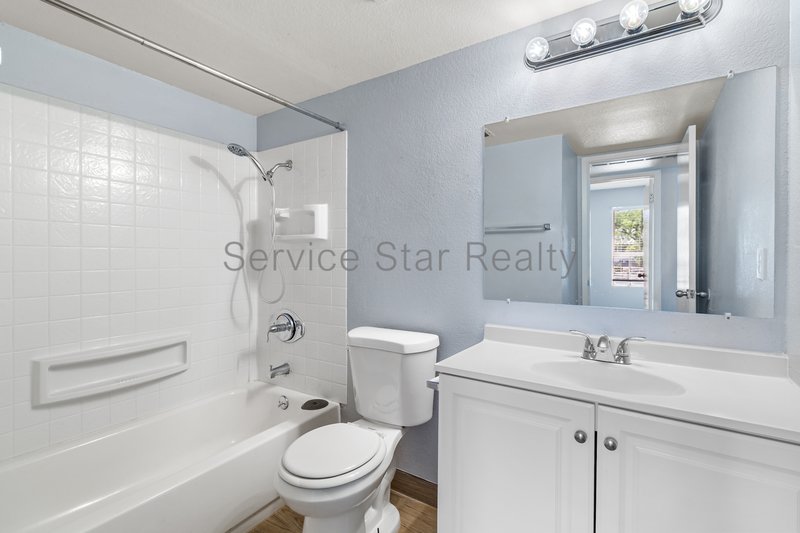 Charming 3+2 Paradise Valley West property image