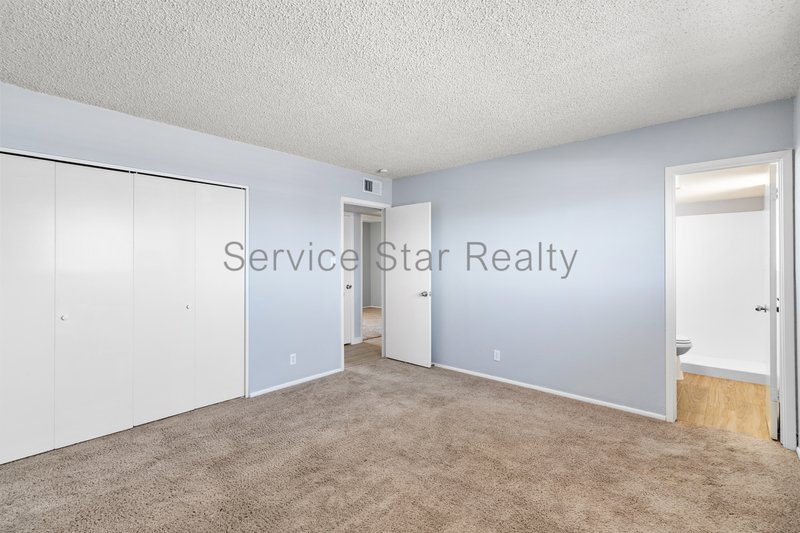 Charming 3+2 Paradise Valley West property image