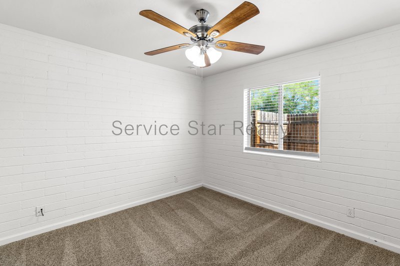 3BR/1BA in Phoenix! 2 weeks FREE RENT! property image