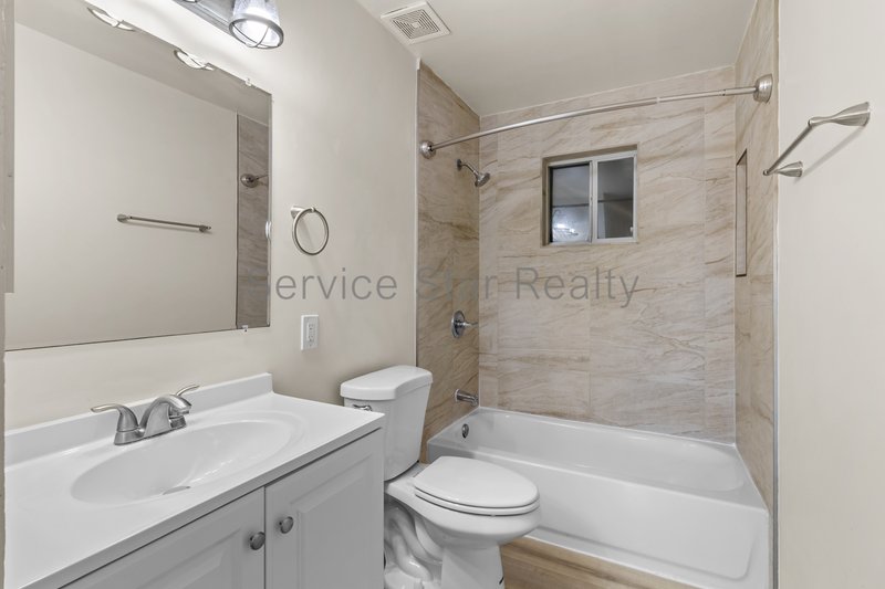 3BR/1BA in Phoenix! 2 weeks FREE RENT! property image