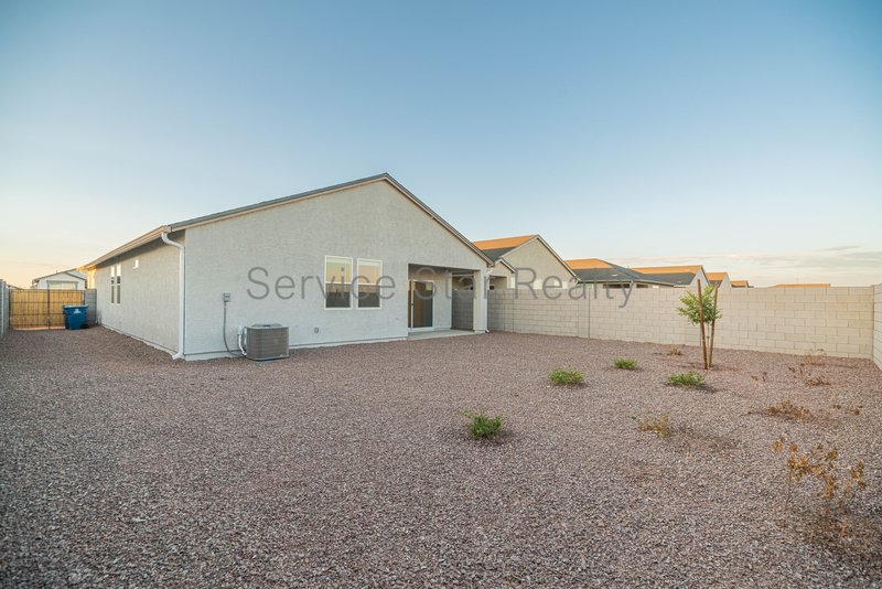 Brand New 4 Bed, 2 Bath in San Tan!!! property image