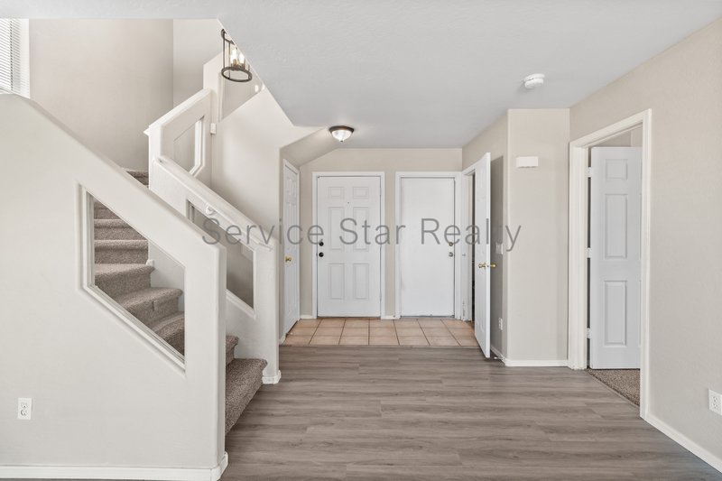 4 BD Home in El Mirage for Rent! property image