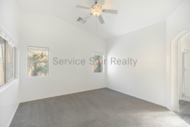 4 Bedroom, 2 bath with Pool in Goodyear! property image