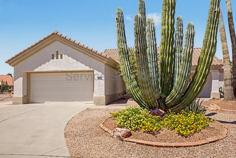 Beautiflly updated 2 bedroom, 2 bath home in Sun City West!! property image