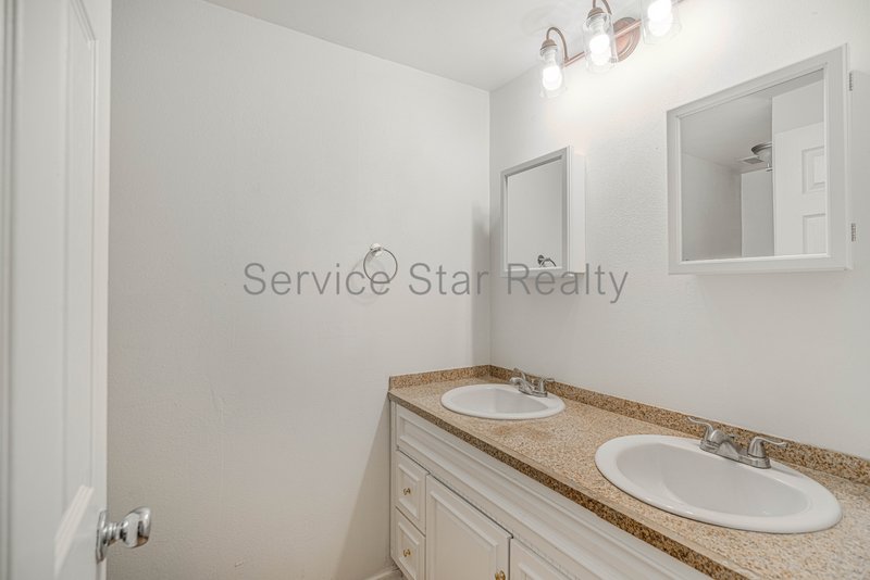 Beautifully updated 4 Bedroom - 2 primary suites with SOLAR!! property image