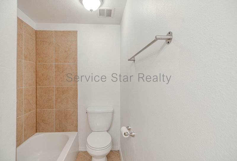 Beautifully updated 4 Bedroom - 2 primary suites with SOLAR!! property image