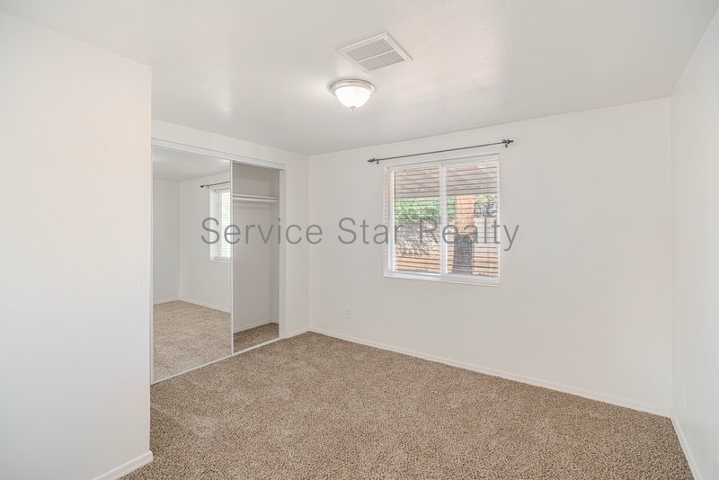 Beautifully updated 4 Bedroom - 2 primary suites with SOLAR!! property image