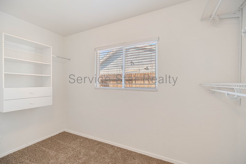 Beautifully updated 4 Bedroom - 2 primary suites with SOLAR!! property image