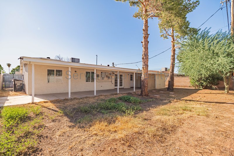 Beautifully updated 4 Bedroom - 2 primary suites with SOLAR!! property image