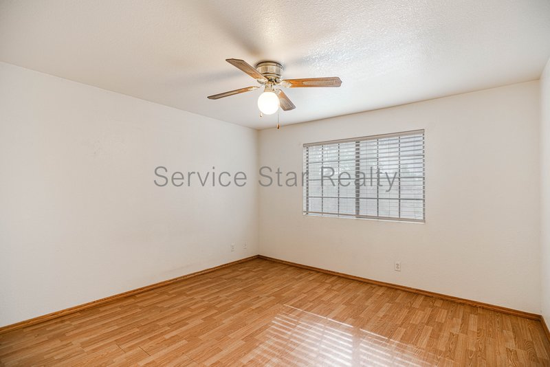 $750 OFF MOVE IN COSTS!!!  Great 2bed /1 bath Condo Community! property image