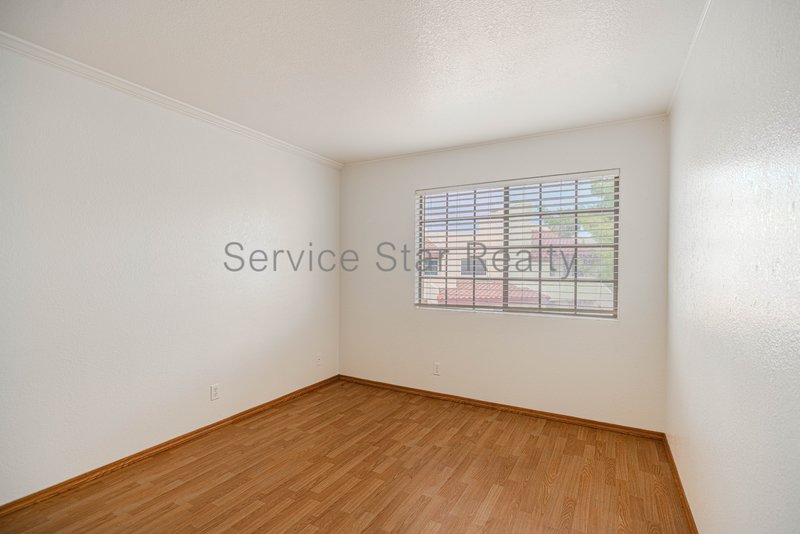 $750 OFF MOVE IN COSTS!!!  Great 2bed /1 bath Condo Community! property image